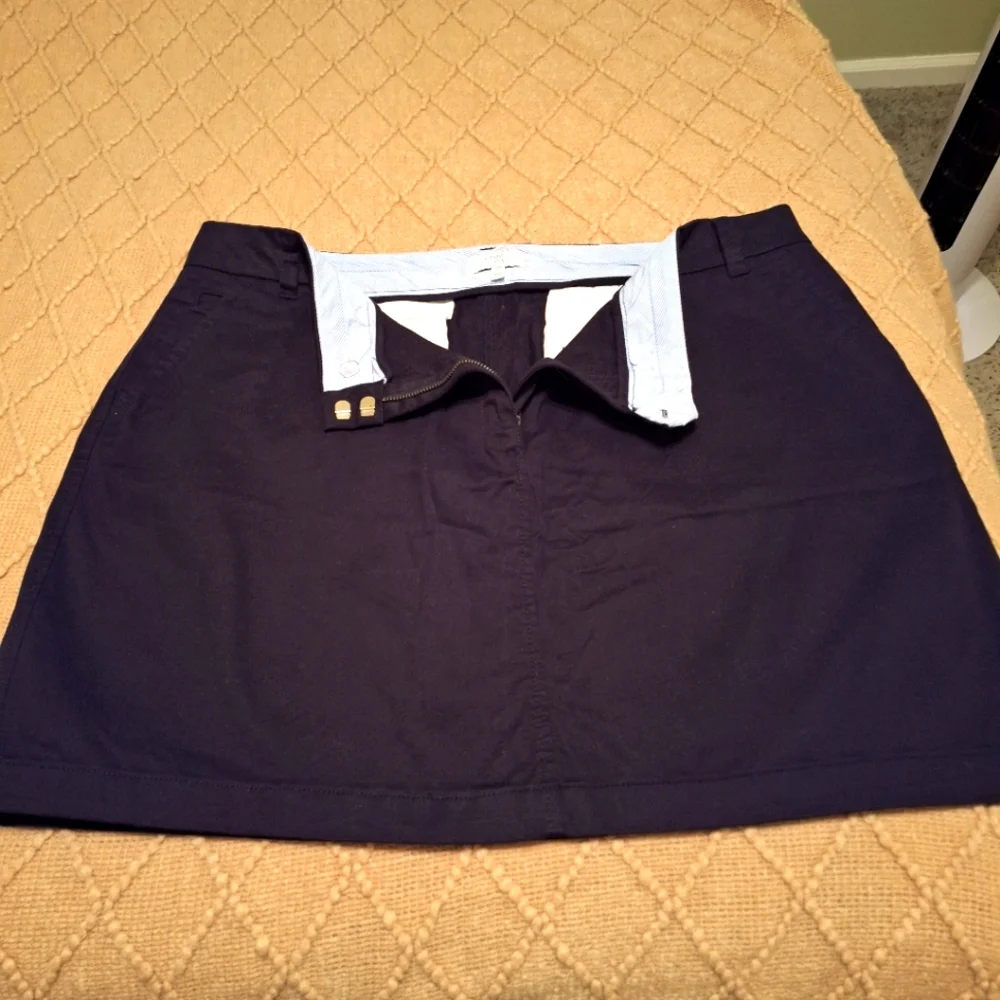 Final Price* Crown & Ivy Navy Blue Skirt Size 16